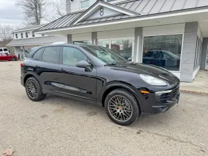 2018 PORSCHE CAYENNE