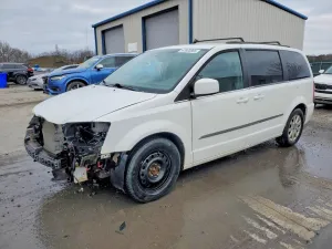 2014 CHRYSLER MINIVAN