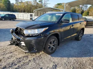 2017 TOYOTA HIGHLANDER