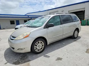 2008 TOYOTA SIENNA