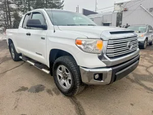 2017 TOYOTA TUNDRA