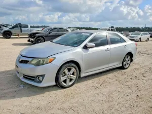 2013 TOYOTA CAMRY