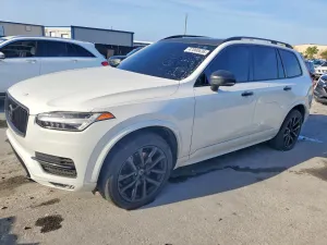 2019 VOLVO XC90
