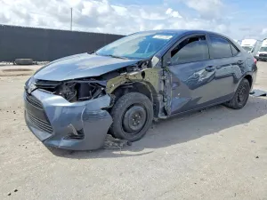 2019 TOYOTA COROLLA