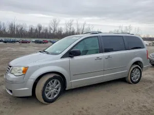 2010 CHRYSLER MINIVAN