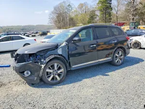 2013 NISSAN PATHFINDER