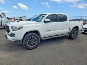 2017 TOYOTA TACOMA
