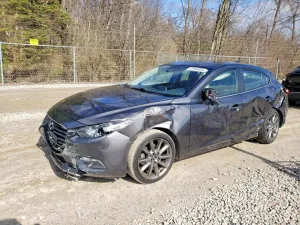 2018 MAZDA 3