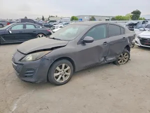 2010 MAZDA 3