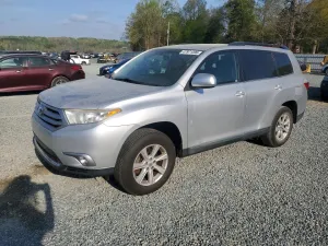 2013 TOYOTA HIGHLANDER