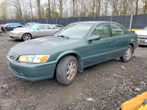 2001 TOYOTA CAMRY