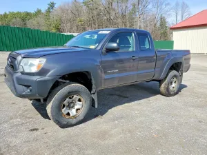 2013 TOYOTA TACOMA