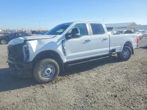 2025 FORD F250