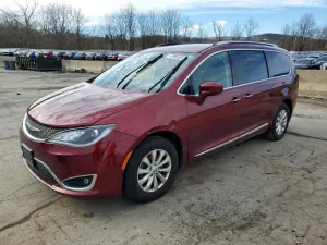 2019 CHRYSLER PACIFICA