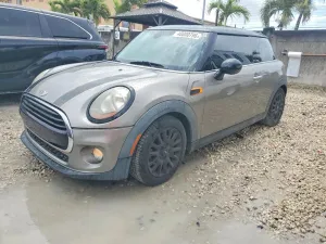 2017 MINI COOPER