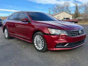 2017 VOLKSWAGEN PASSAT