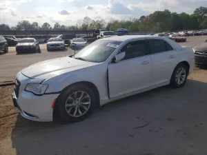2015 CHRYSLER 300