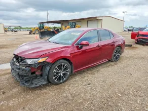 2018 TOYOTA CAMRY