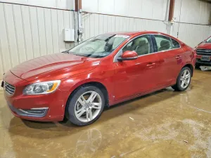 2015 VOLVO S60