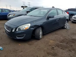 2013 VOLVO S60