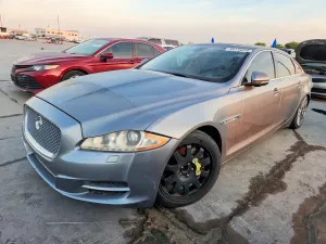 2012 JAGUAR XJ