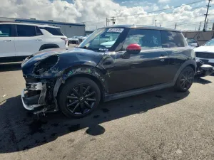 2018 MINI COOPER
