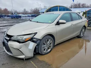 2015 TOYOTA CAMRY