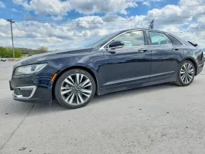 2017 LINCOLN MKZ