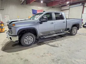 2025 CHEVROLET SILVERADO