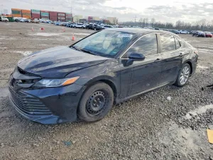 2019 TOYOTA CAMRY