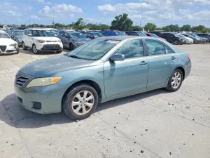 2011 TOYOTA CAMRY
