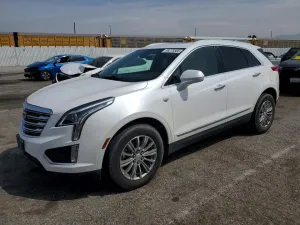 2017 CADILLAC XT5