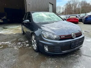 2013 VOLKSWAGEN GTI