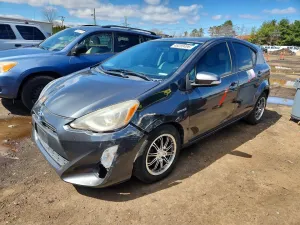 2015 TOYOTA PRIUS