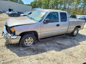2004 GMC SIERRA