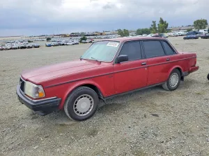 VOLVO 244