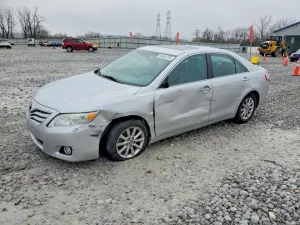 2010 TOYOTA CAMRY
