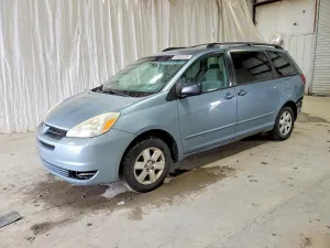 2005 TOYOTA SIENNA