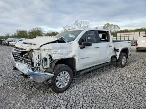 2020 CHEVROLET SILVERADO