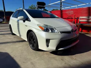 2015 TOYOTA PRIUS
