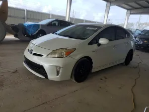 2014 TOYOTA PRIUS