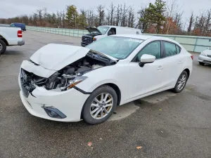 2015 MAZDA 3