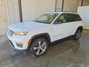 2023 JEEP CHEROKEE