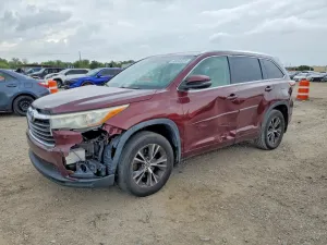 2016 TOYOTA HIGHLANDER