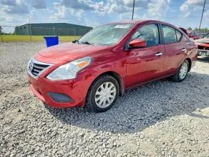 2016 NISSAN VERSA