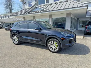 2016 PORSCHE CAYENNE