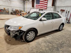 2013 TOYOTA CAMRY