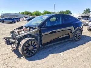 2024 TESLA MODEL Y