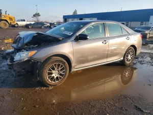 2013 TOYOTA CAMRY