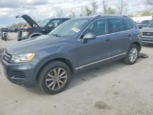 2013 VOLKSWAGEN TOUAREG